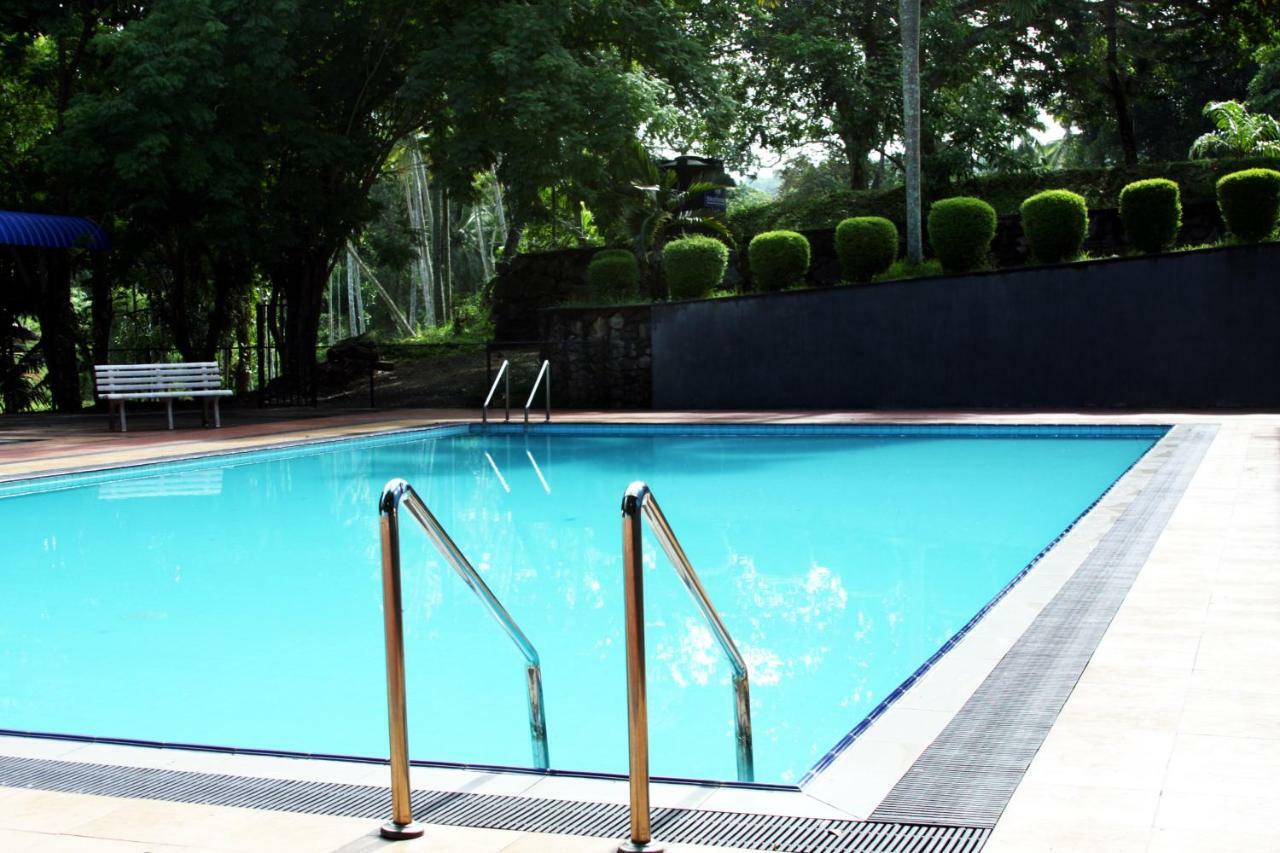 Rajanawa Resort Ratnapura Luaran gambar