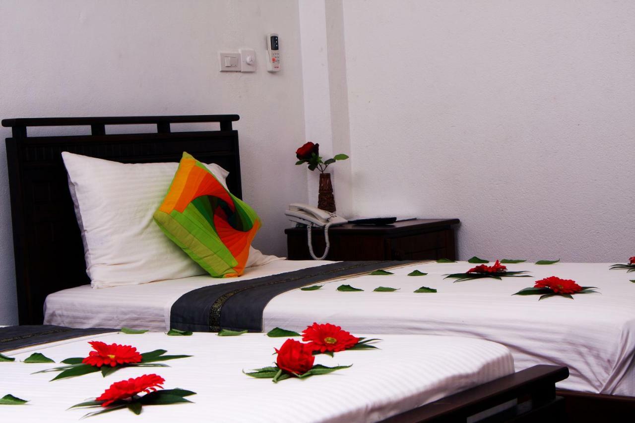 Rajanawa Resort Ratnapura Luaran gambar